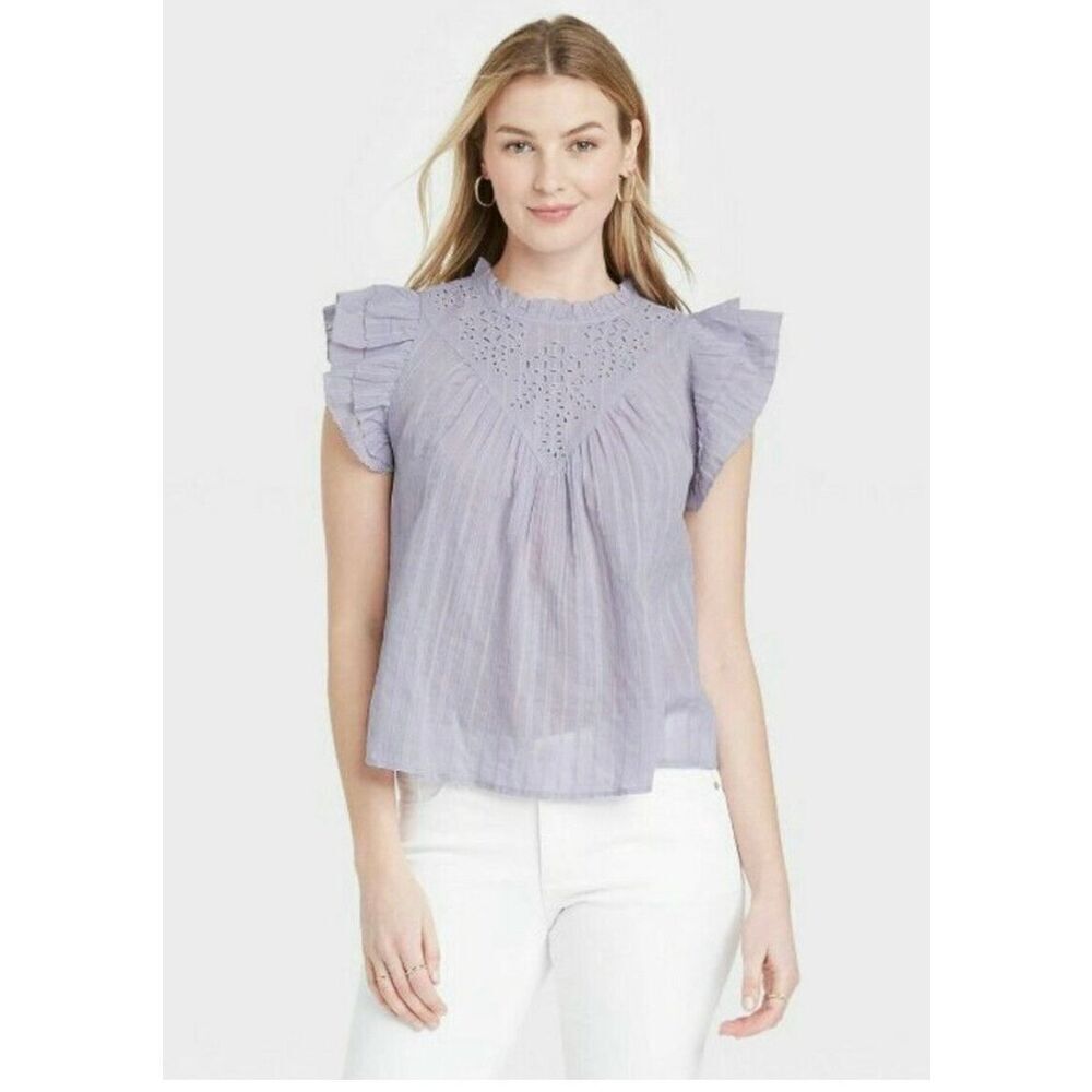 ✨Women's Universal Thread Sleeveless Eyelet Sz XL Blouse Lilac Ruffle✨